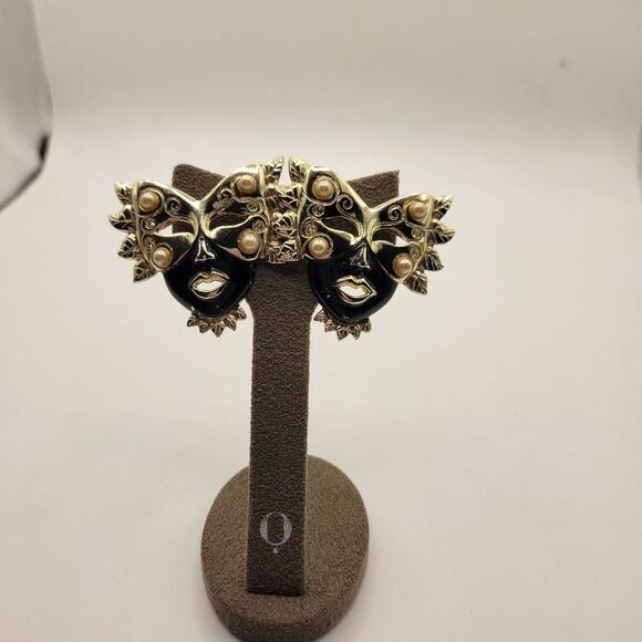 Goldtone and black theater Faux pearl Pierced earrings - Picture 2 of 7